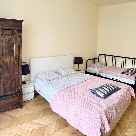 Apartamenty I Studia Herbarium Krakau Buitenkant foto